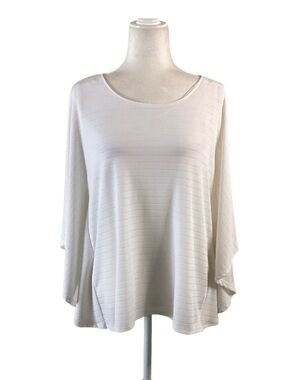 Chico’s Travelers Drop Needle Drift White Blouse Medium (1)